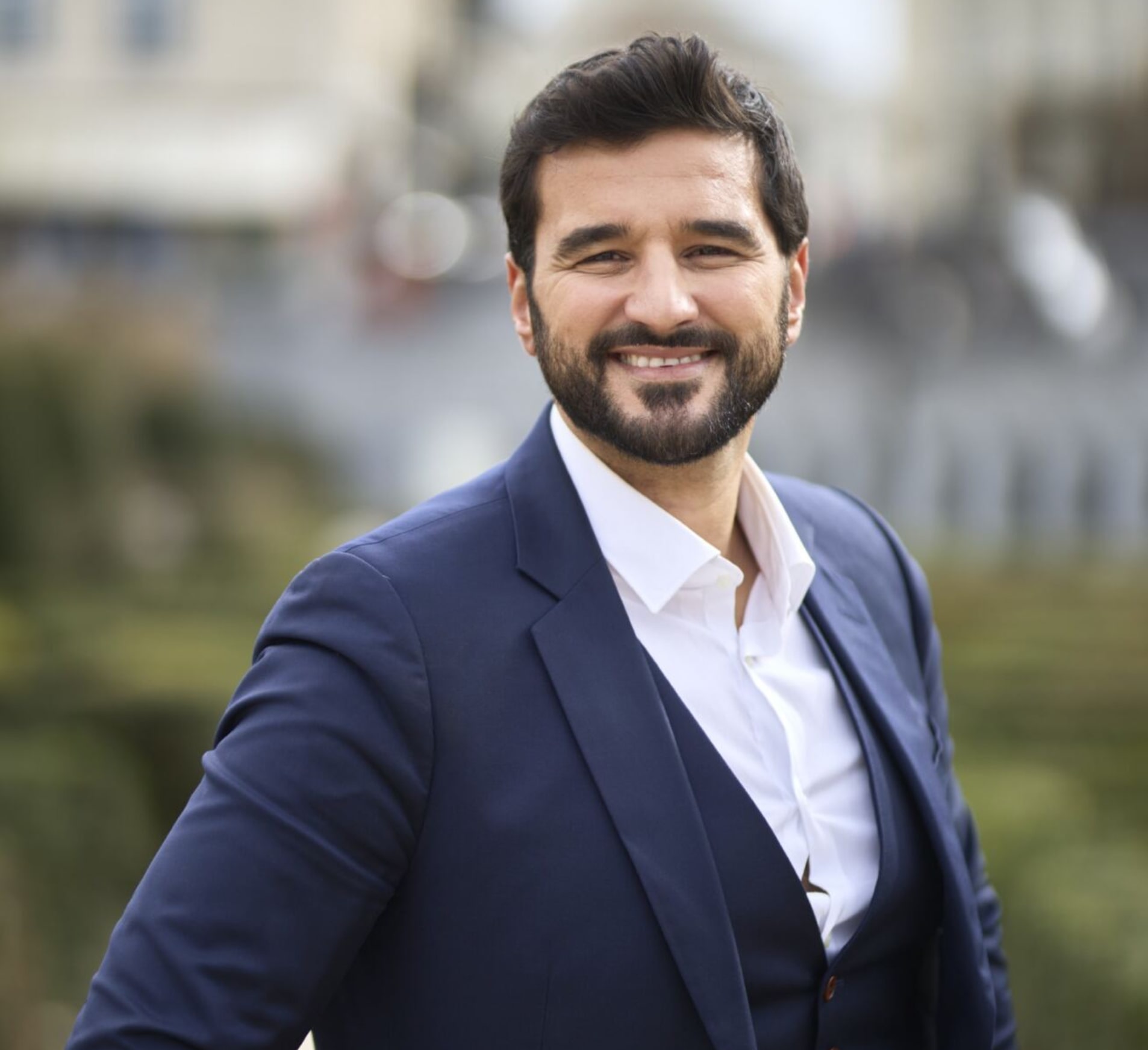 Contacter Mounir Laarissi